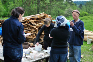 Wypał RAKU, Czarne - Beskid Niski, maj 2014.